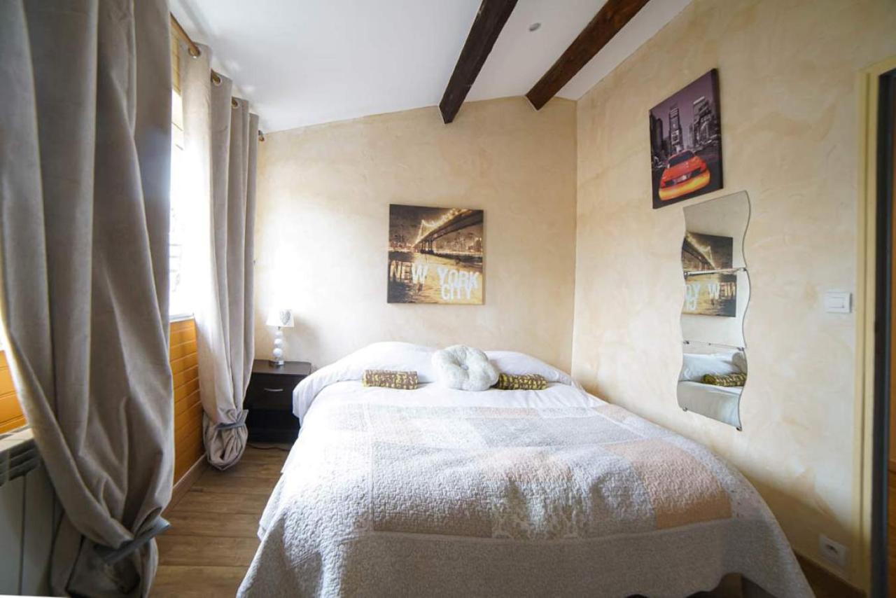 Chambre individuelle avec cuisine commune Tilloloy Esterno foto